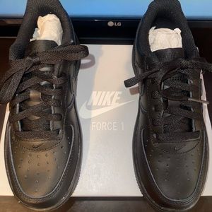 Nike Air Force 1, Little Boys, Size 13